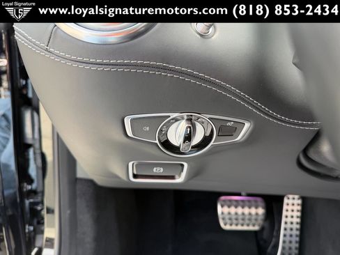 Used 2019 Mercedes-Benz S 560 4MATIC Coupe w/ AMG Line Exterior image 18