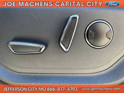 Certified 2023 Ford Expedition Limited image 19