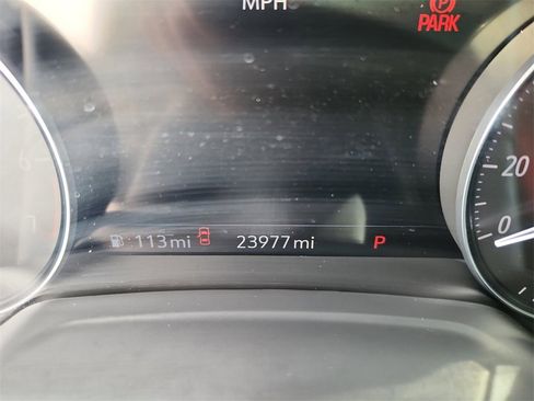 Used 2022 Buick Envision Avenir w/ Technology Package II image 24