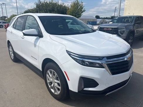 Used 2024 Chevrolet Equinox LT AWD/4WD image 1