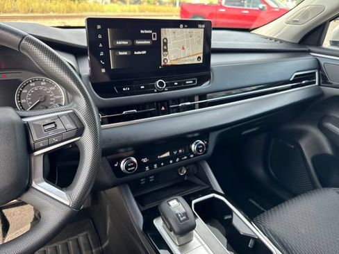 Used 2025 Mitsubishi Outlander ES AWD/4WD image 18