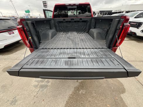 Used 2023 GMC Sierra 1500 AT4 w/ AT4 Premium Package image 29