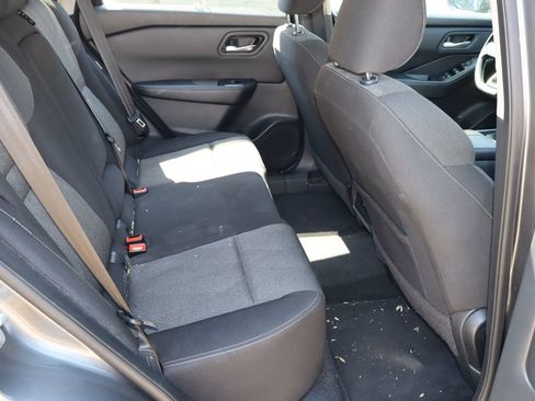 Used 2024 Nissan Rogue SV FWD image 17