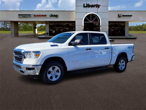 Used 2023 RAM 1500 Big Horn image 2