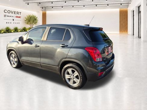 Used 2020 Chevrolet Trax LS w/ Tint and Cruise Package FWD image 9