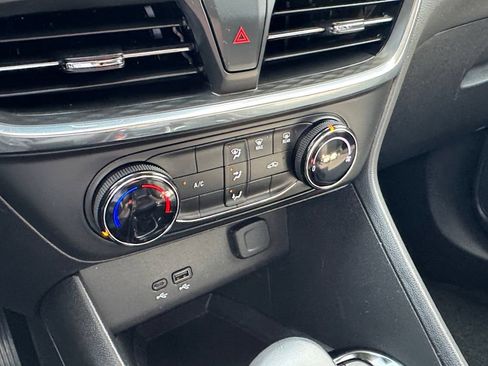 Used 2025 Buick Encore GX Preferred FWD image 26