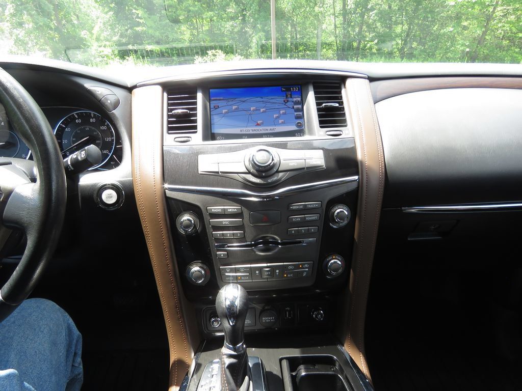 Used 2020 Nissan Armada Platinum w/ Platinum Reserve Package AWD/4WD image 29