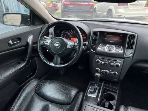 Used 2011 Nissan Maxima 3.5 SV w/ Sport Pkg image 14