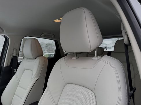 Used 2025 MAZDA CX-5 AWD 2.5 S w/ Preferred Package image 21