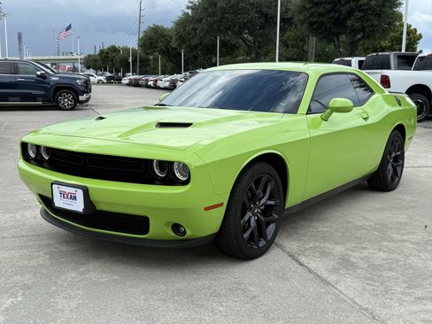 Used 2023 Dodge Challenger SXT w/ Blacktop Package RWD image 10