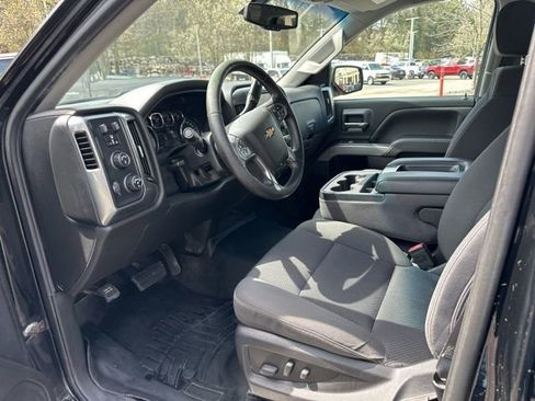 Used 2019 Chevrolet Silverado 1500 LT w/ All Star Edition image 14