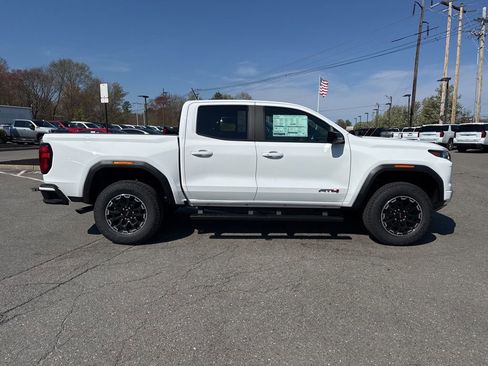 New 2026 GMC Canyon AT4 w/ Technology Plus Package AWD/4WD image 7