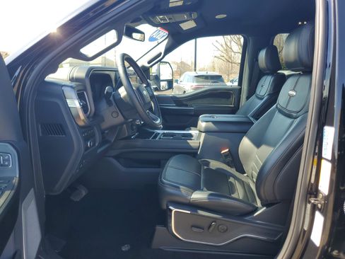 Used 2024 Ford F350 Platinum image 12