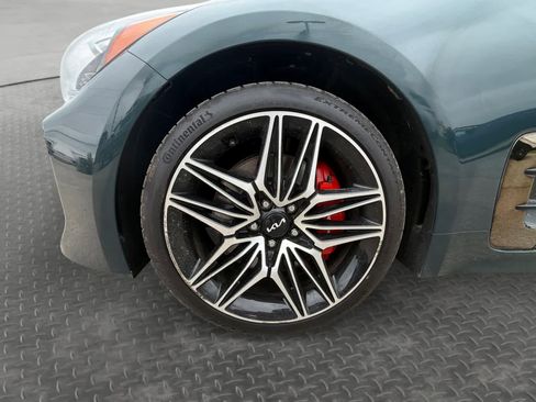 Used 2022 Kia Stinger GT2 AWD/4WD image 9