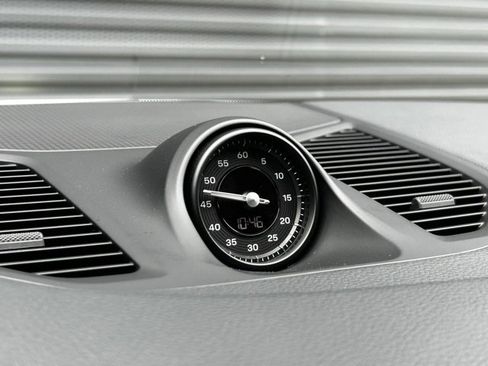 Certified 2025 Porsche Cayenne Coupe image 22