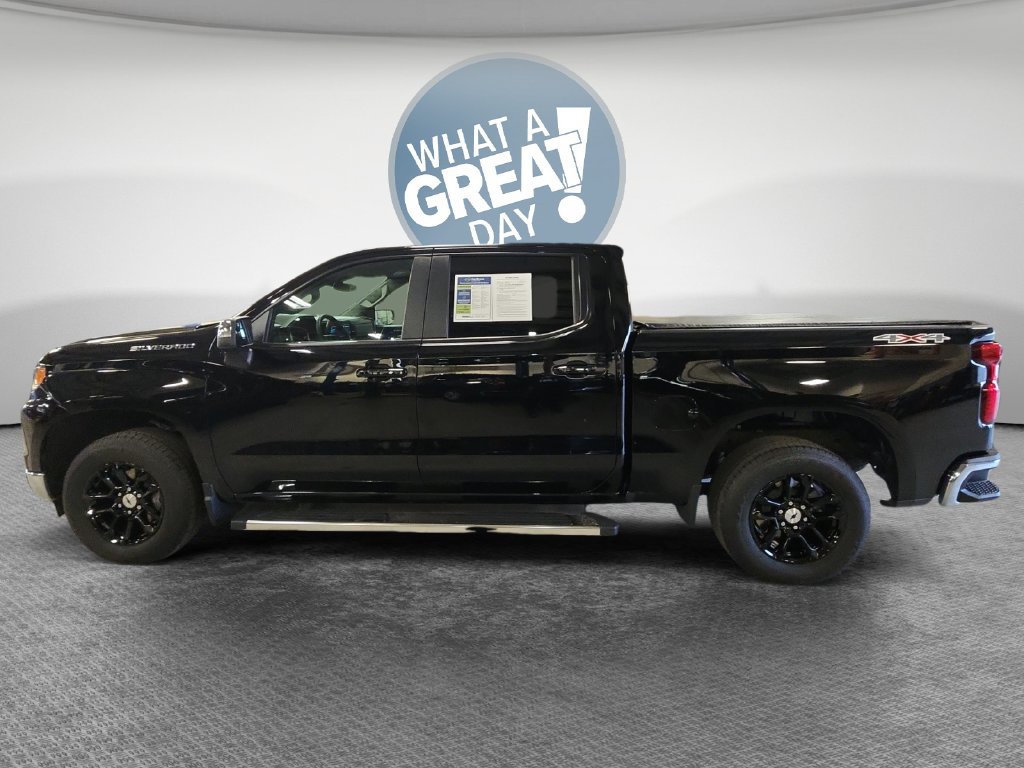 Used 2024 Chevrolet Silverado 1500 LT AWD/4WD image 8