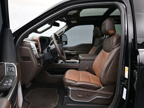 Used 2026 Ford F250 King Ranch w/ Tremor Off-Road Package AWD/4WD image 9