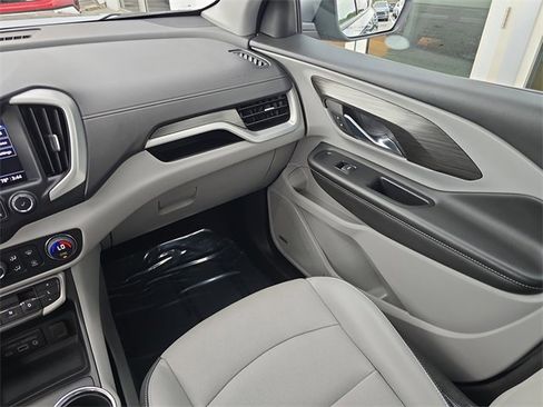 Certified 2023 GMC Terrain SLT w/ Infotainment Package II image 14