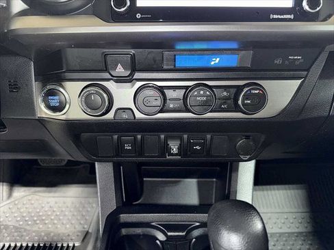 Certified 2023 Toyota Tacoma SR5 AWD/4WD image 21