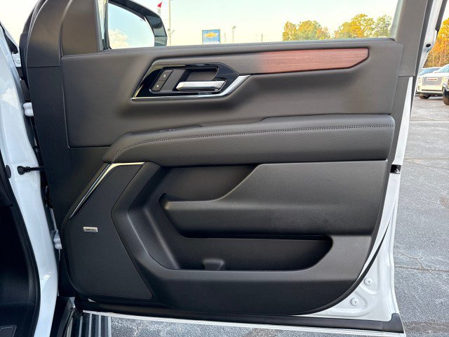 New 2026 GMC Yukon XL Denali w/ Sun & Power Step Package RWD image 14
