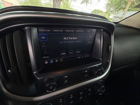 Used 2022 Chevrolet Colorado LT w/ Fleet Safety Package RWD image 21