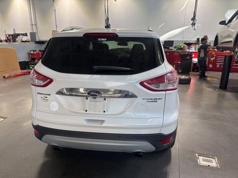 Used 2015 Ford Escape Titanium image 12