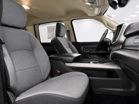 Used 2019 RAM 2500 Big Horn AWD/4WD image 19