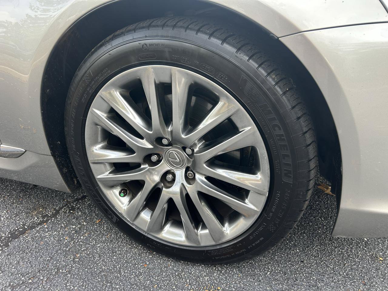 Used 2017 Lexus LS 460 w/ Comfort Package RWD image 10