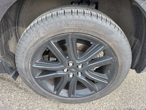Used 2024 Ford Edge ST-Line AWD/4WD image 3
