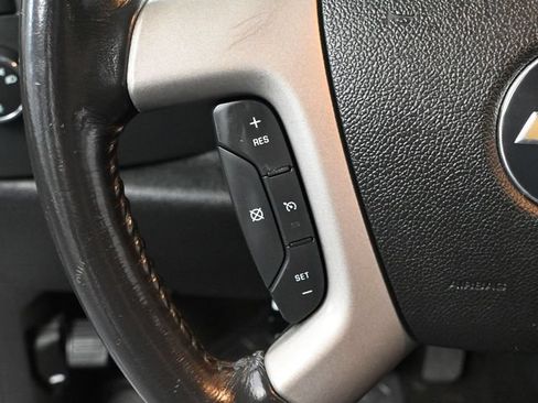 Used 2009 Chevrolet Silverado 1500 LT w/ Power Pack Plus AWD/4WD image 24