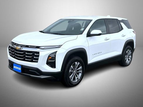 Used 2025 Chevrolet Equinox LT image 1