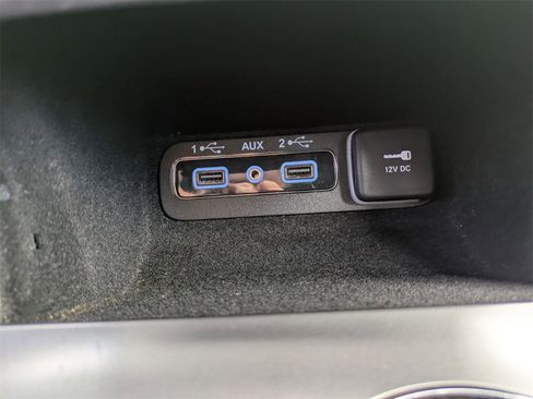 Used 2019 Jeep Grand Cherokee Limited image 28