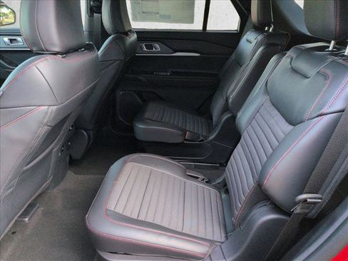 New 2026 Ford Explorer ST-Line w/ ST-Line Street Pack image 14