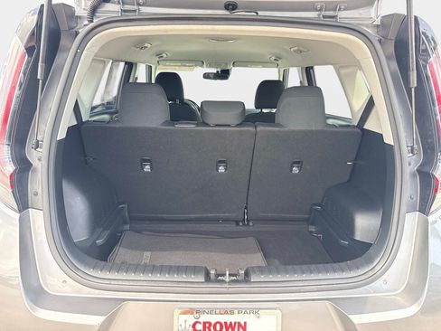 Used 2024 Kia Soul LX w/ Option Group 015 FWD image 9