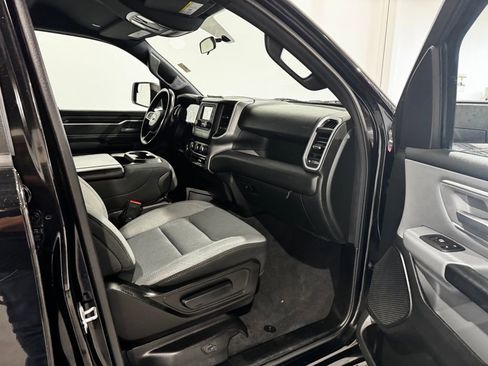 Used 2022 RAM 1500 Big Horn AWD/4WD image 23