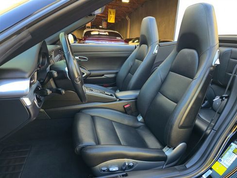 Used 2013 Porsche 911 Carrera 4S AWD/4WD image 19