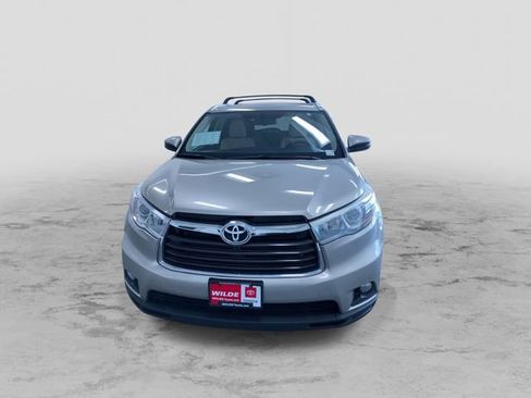 Used 2015 Toyota Highlander XLE image 4