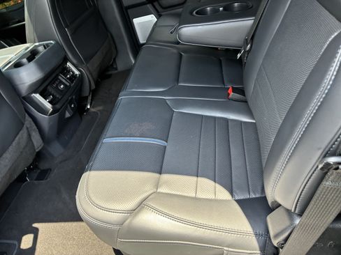 Used 2026 Ford F250 Platinum AWD/4WD image 13