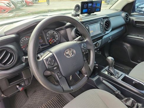 Used 2019 Toyota Tacoma SR image 17