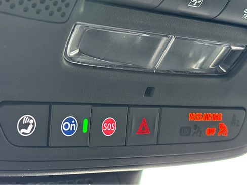 New 2026 Chevrolet Equinox LT w/ Convenience Package II image 35