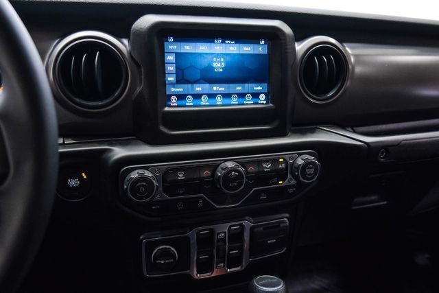 Used 2023 Jeep Gladiator Sport AWD/4WD image 53