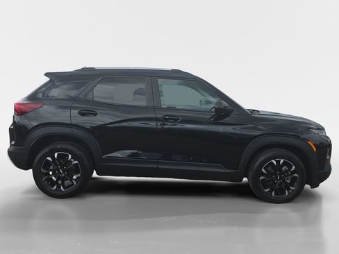 Used 2023 Chevrolet TrailBlazer LT w/ Convenience Package FWD image 6