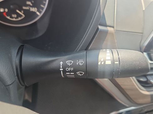 Used 2024 Nissan Altima 2.5 SV AWD/4WD image 30