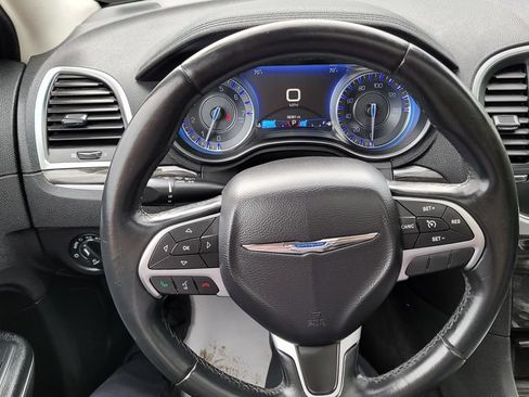 Used 2016 Chrysler 300 Limited w/ Driver Convenience Group AWD/4WD image 20