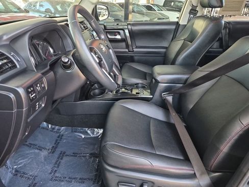Used 2024 Toyota 4Runner TRD Off-Road Premium w/ Moonroof Package AWD/4WD image 22
