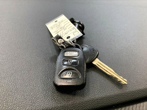 Used 2019 Hyundai Elantra SE image 11