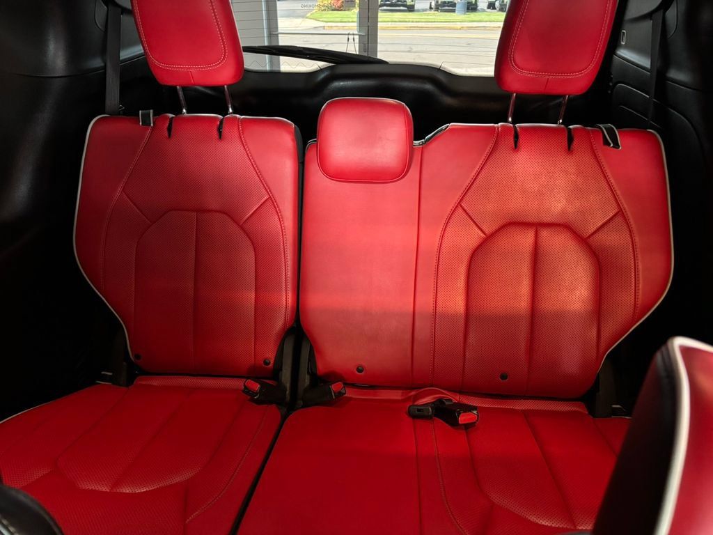 Used 2020 Chrysler Pacifica Limited w/ Quick Oder Package 2EV RED-S FWD image 27
