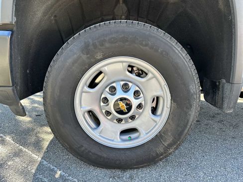 Certified 2025 Chevrolet Silverado 2500 W/T w/ WT Convenience Package image 12