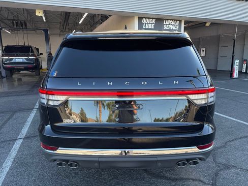 Certified 2024 Lincoln Aviator AWD w/ Premium Package image 6