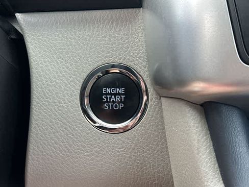 Used 2016 Toyota Highlander Limited AWD/4WD image 11